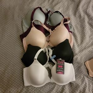 6 MAIDENFORM T-back bras